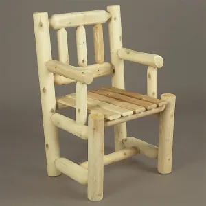 Cedar Looks Log Captain’s Chair