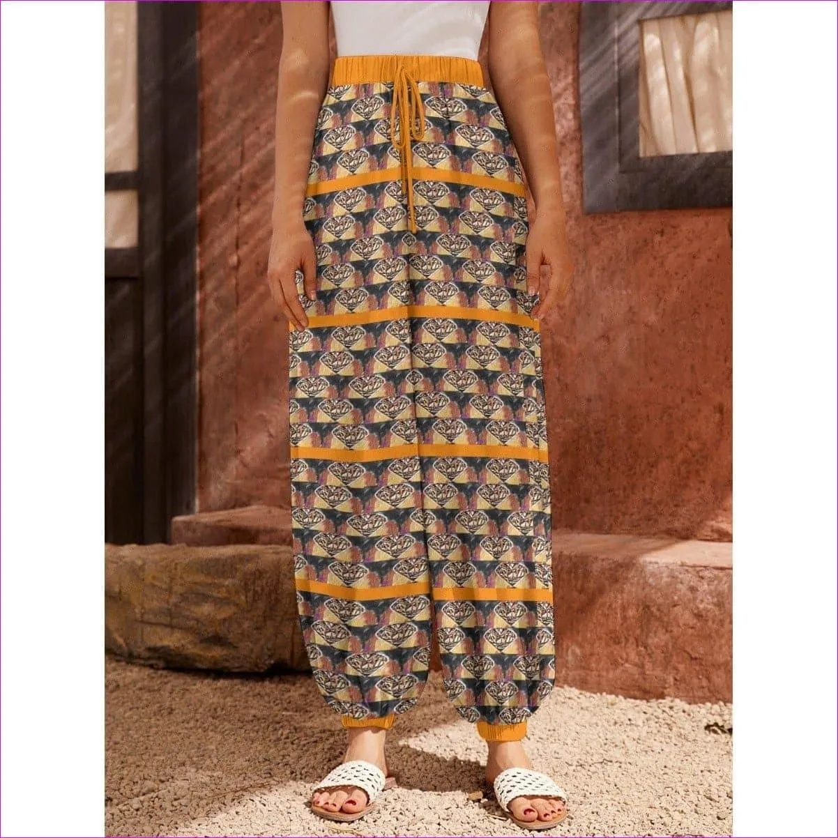 Diamonds in The Sun Womens Carrot Pants