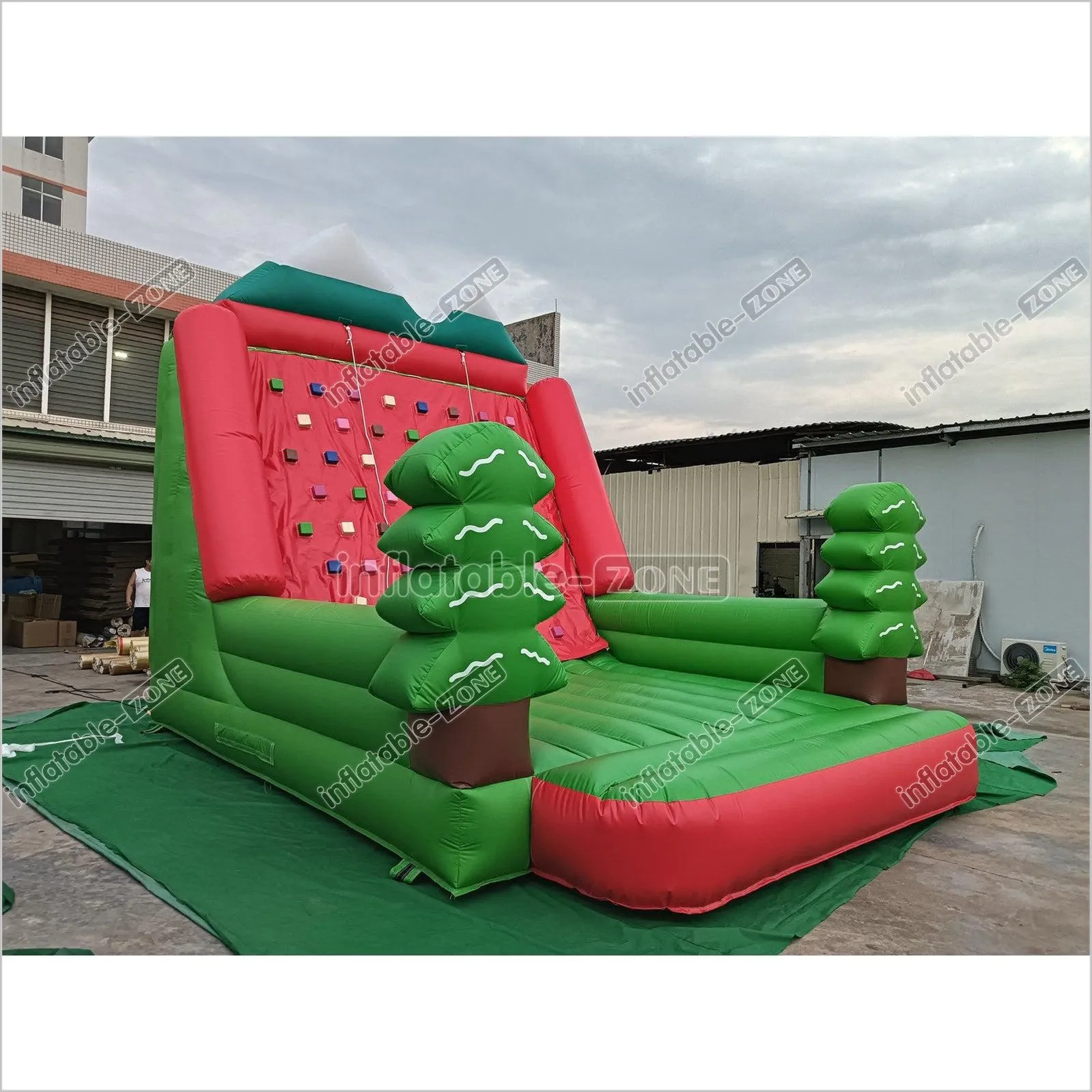 Inflatable Forest Theme Climbing Wall Bouncer Red And Blue Inflatable Sports Climbing Game