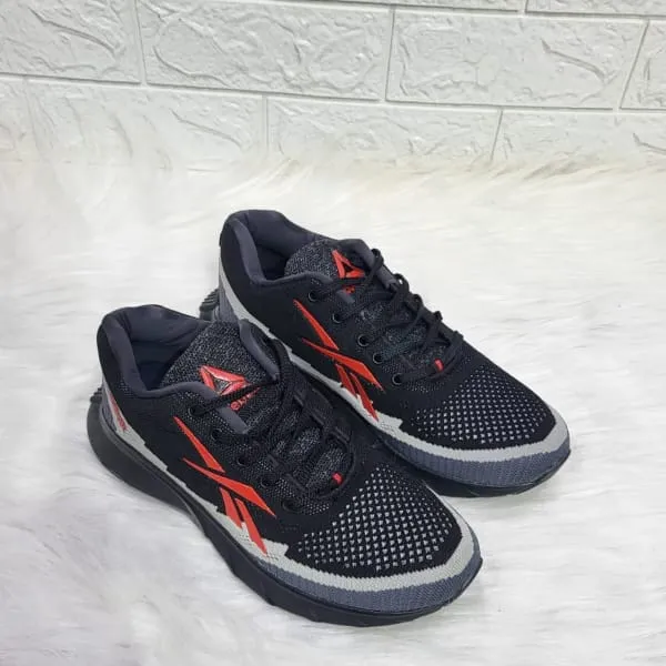 Reebok Black Sports Shoes