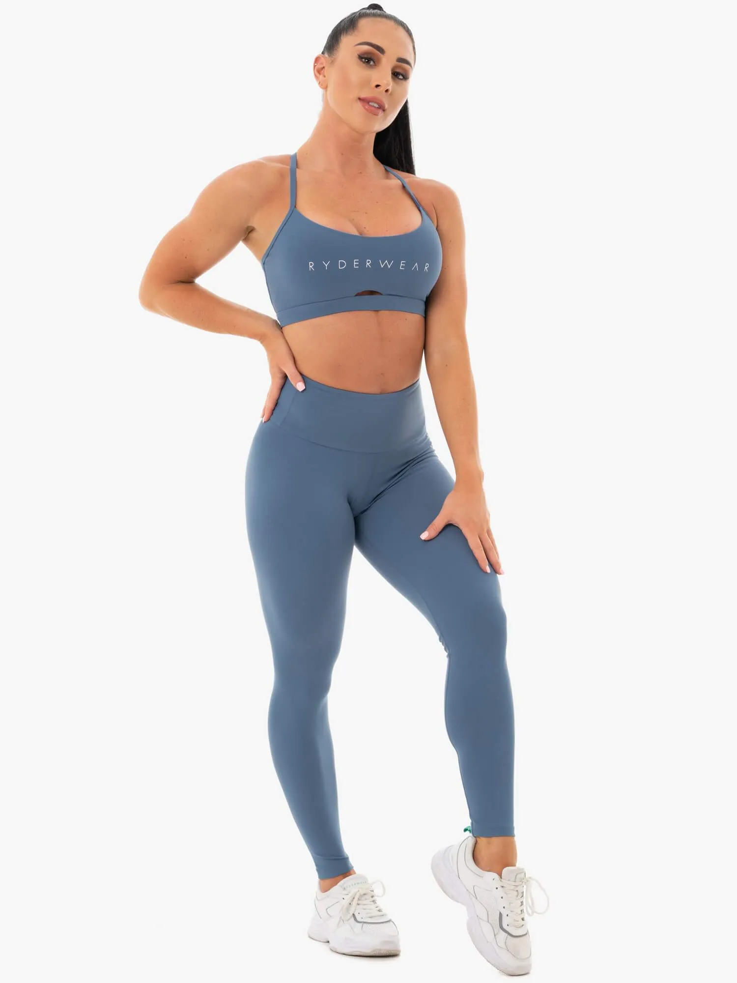 Staples Sports Bra - Steel Blue