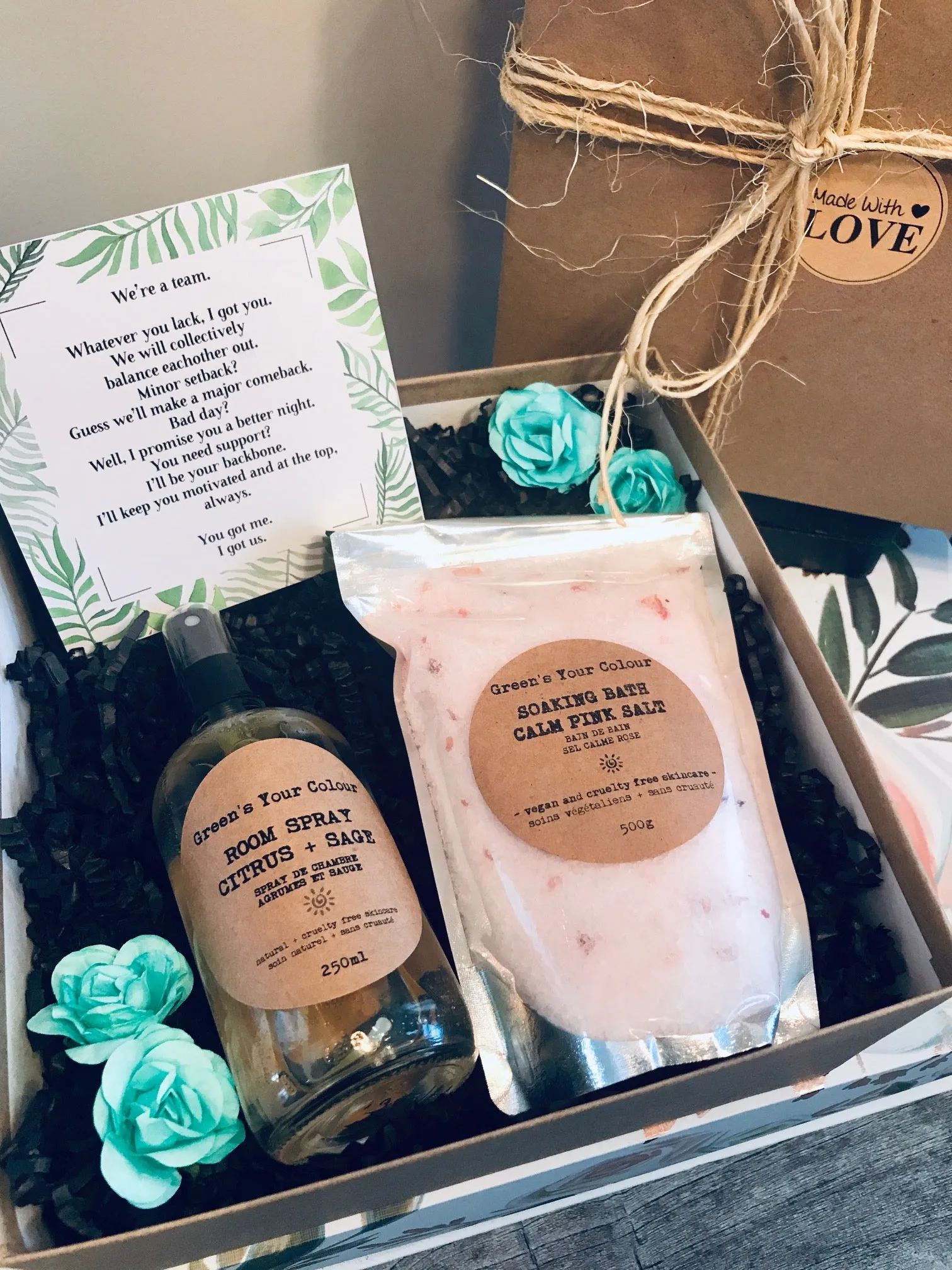 SUSTAINABLE GIFT KIT- NATURAL BATH SALT, NATURAL CITRUS   SAGE ROOM SPRAY