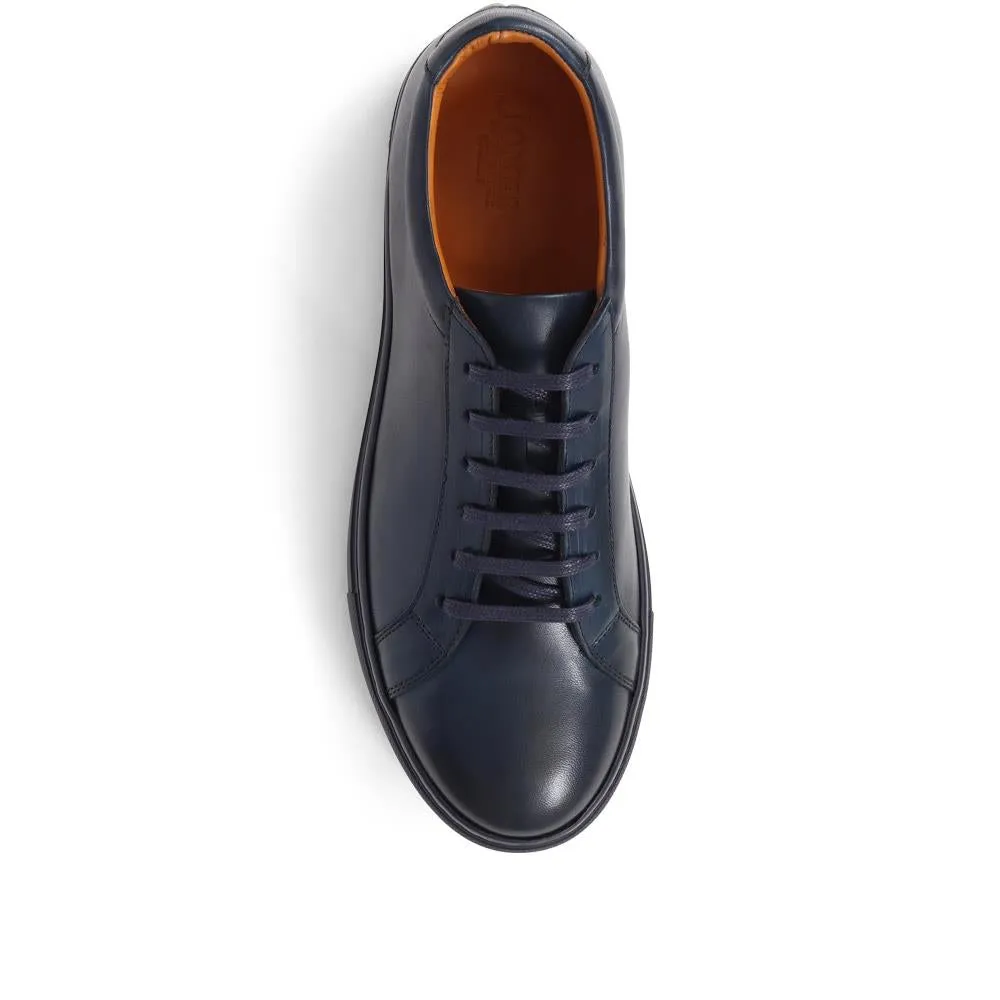 Sutton Leather Sneakers / 320 905