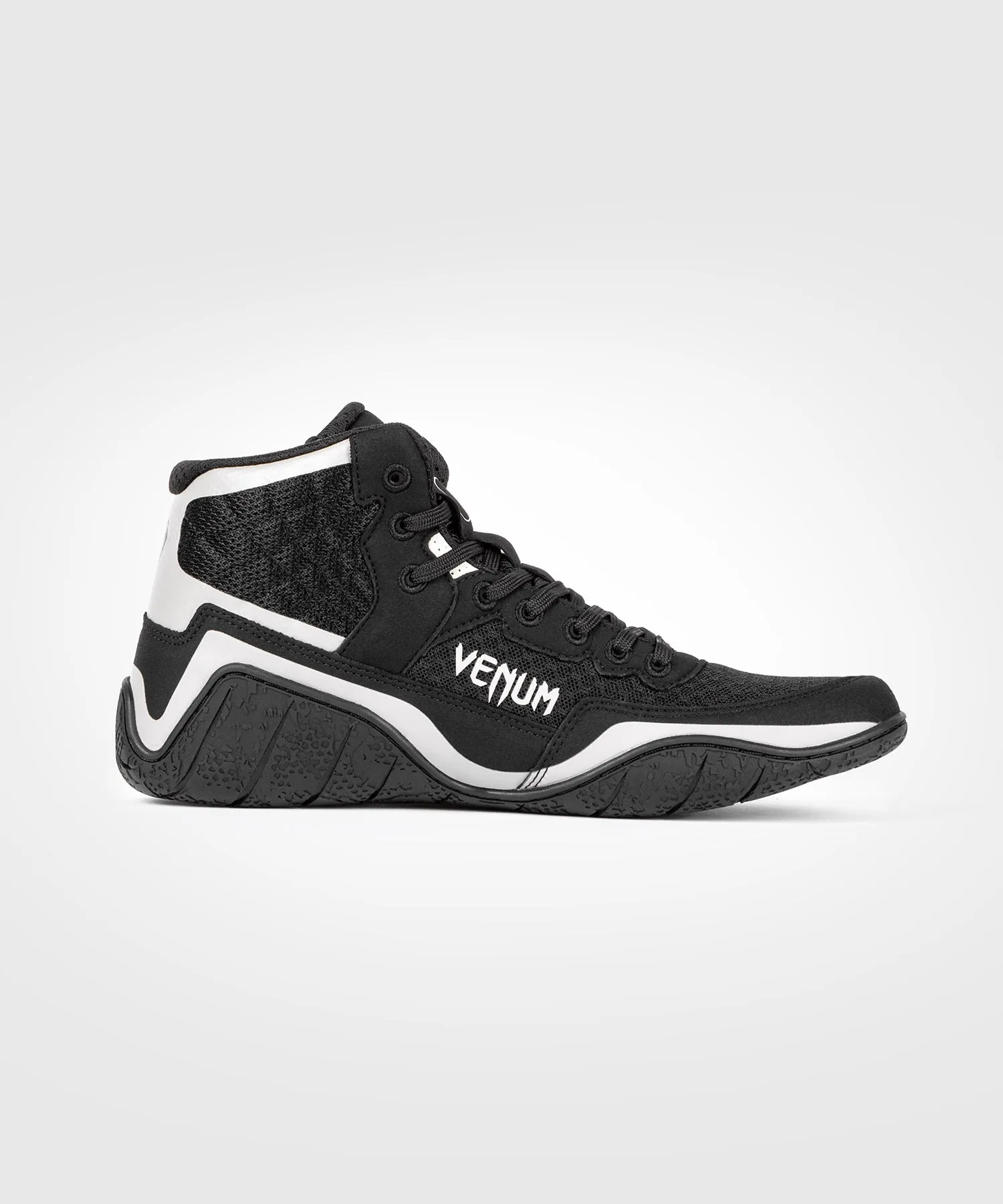 Venum Elite Wrestling Shoes - Black/Sand