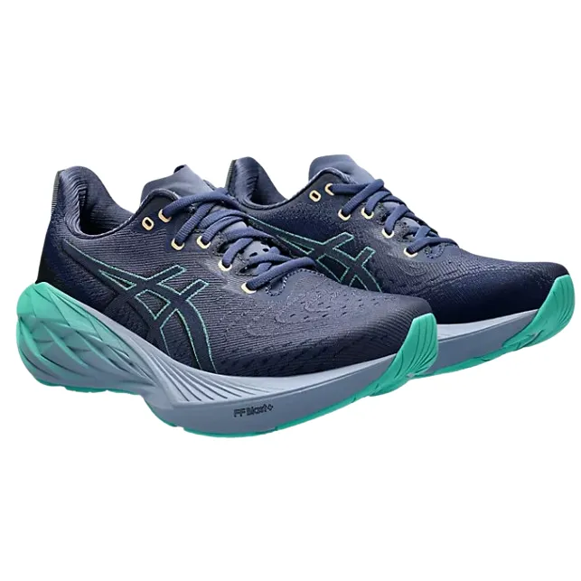 Women's Asics Novablast 4